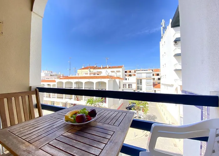 1 By Homing * Monte Gordo