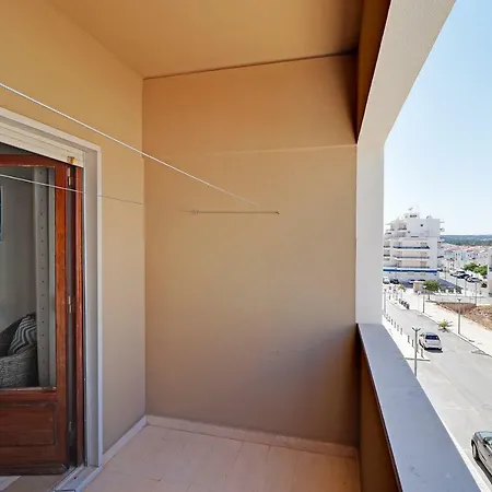 Apartment 1 By Homing *